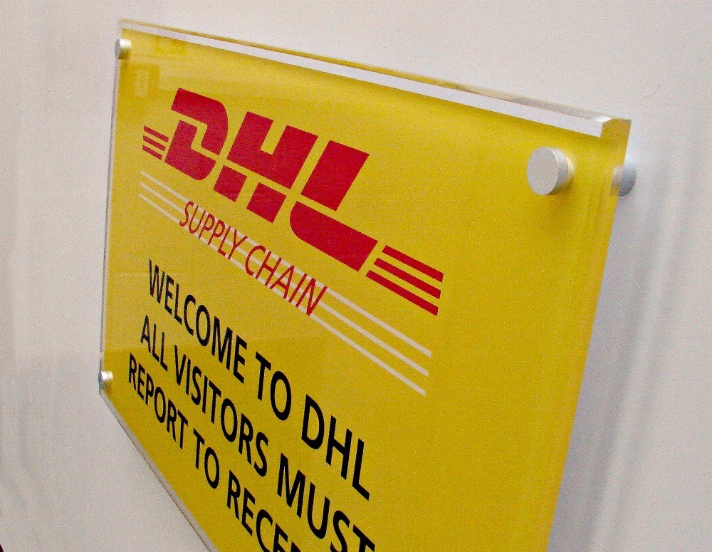 DHL sign